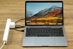 GaN PD Chargers charging macbook